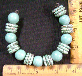 FMB-08. Turquoise Colored Beads.