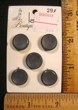 4184. Vintage Buttons #33.